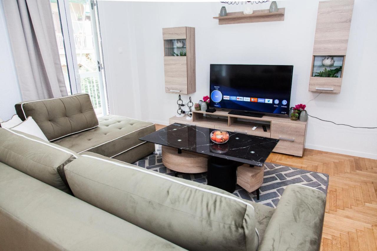 דירות אתונה Elegant Apt In Kifisia! מראה חיצוני תמונה